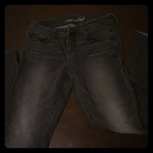 Stone washed black jean